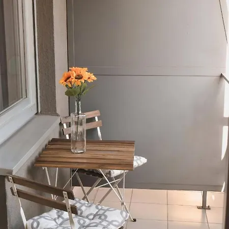 Sunflower021 Διαμέρισμα